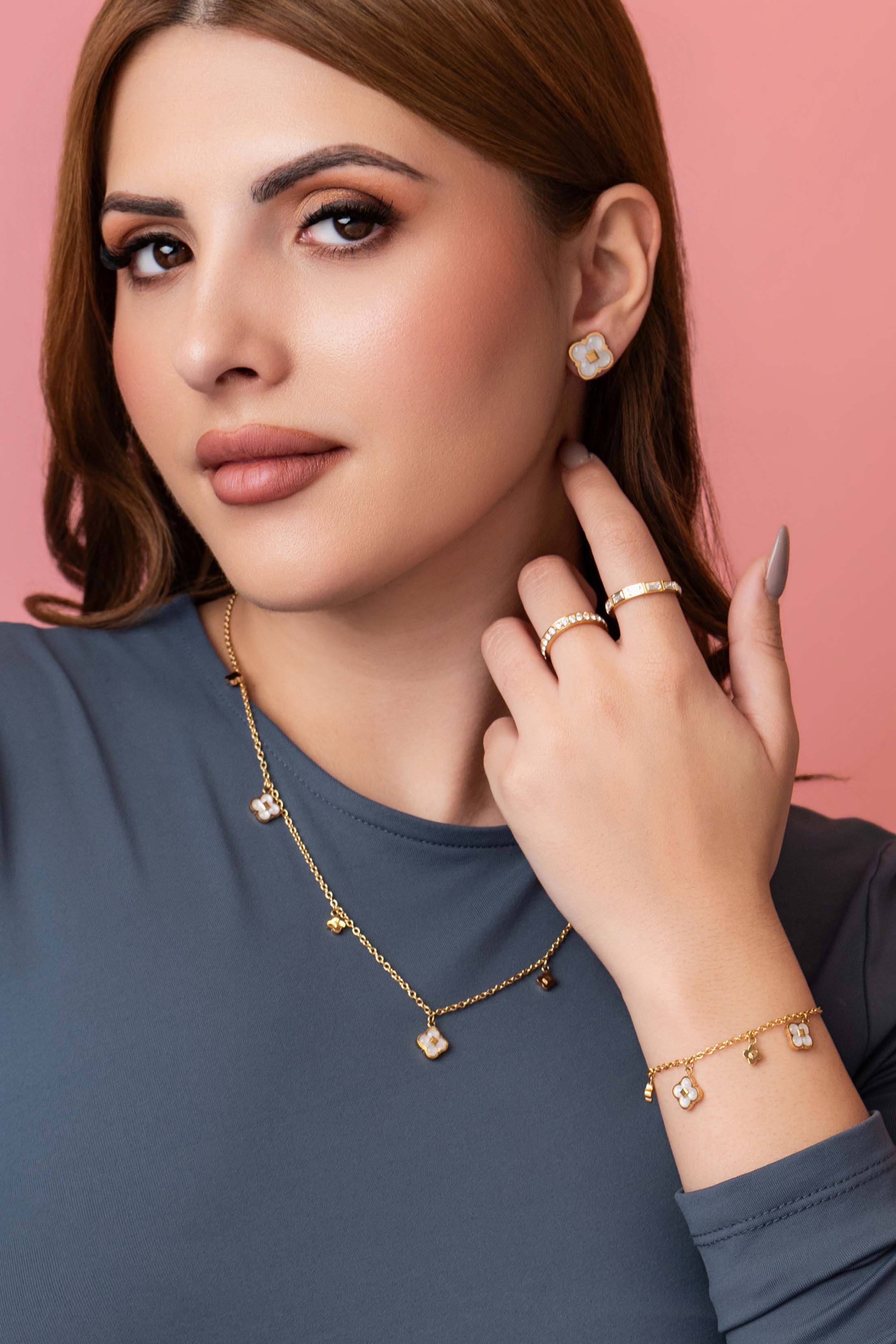 Isabella Stud Earrings &amp; Necklace Gift Set