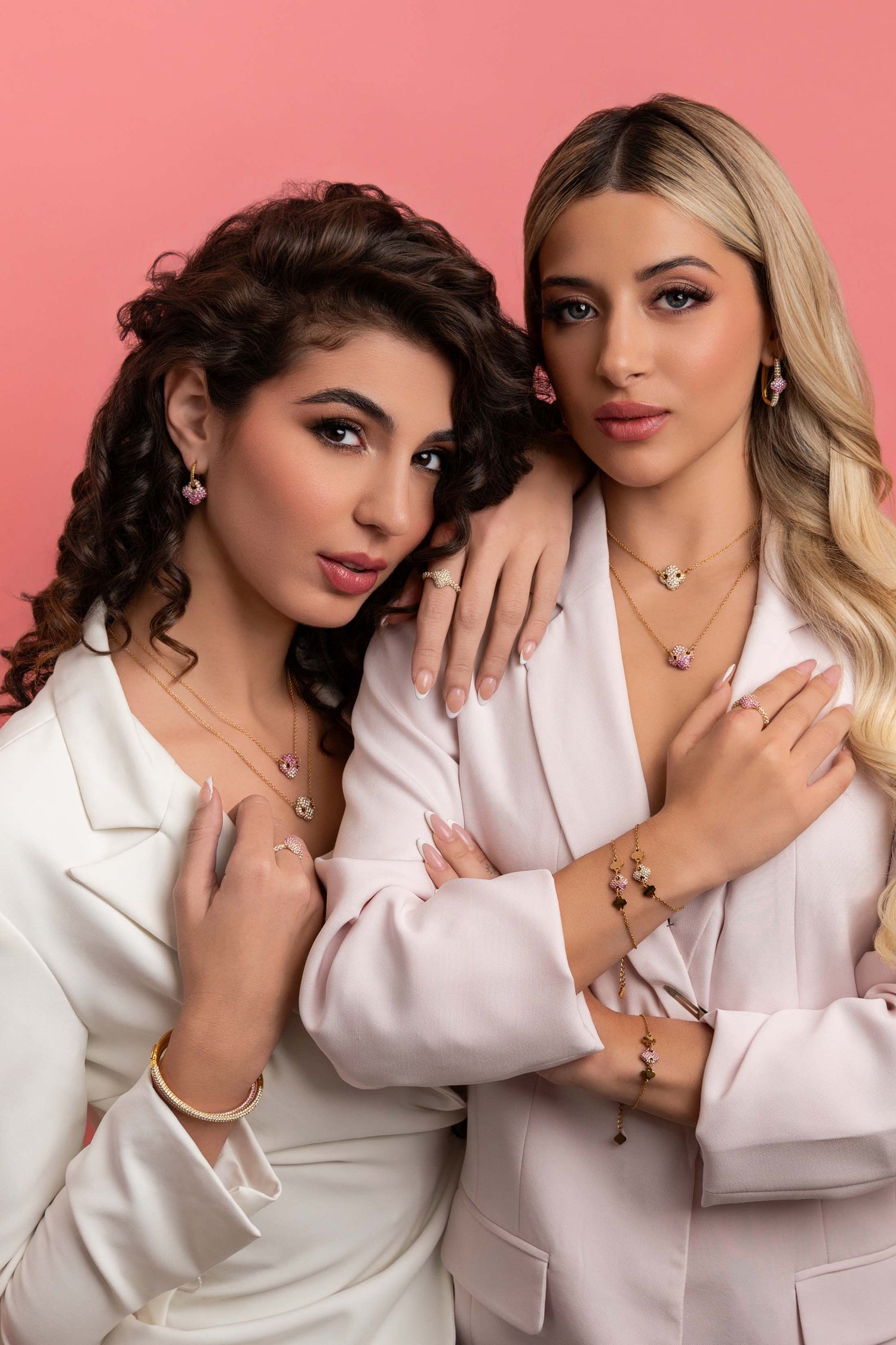 Rossi Nova Bracelet, Necklace &amp; Rossica Candle Gift Set