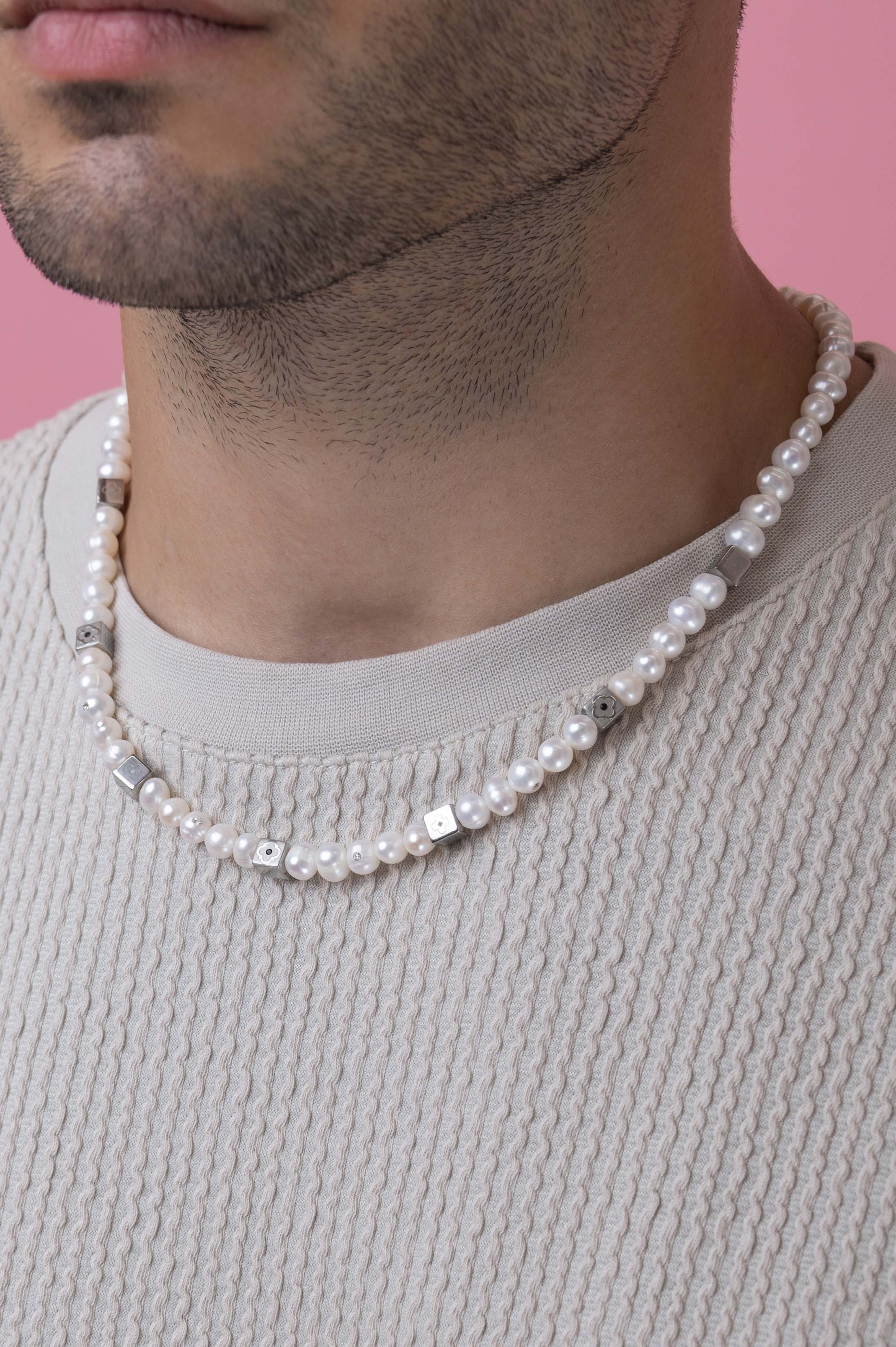 Block Pearl Necklace