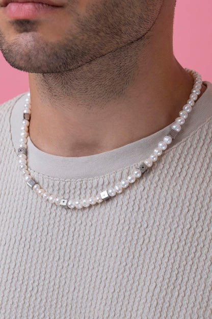 Block Pearl Necklace