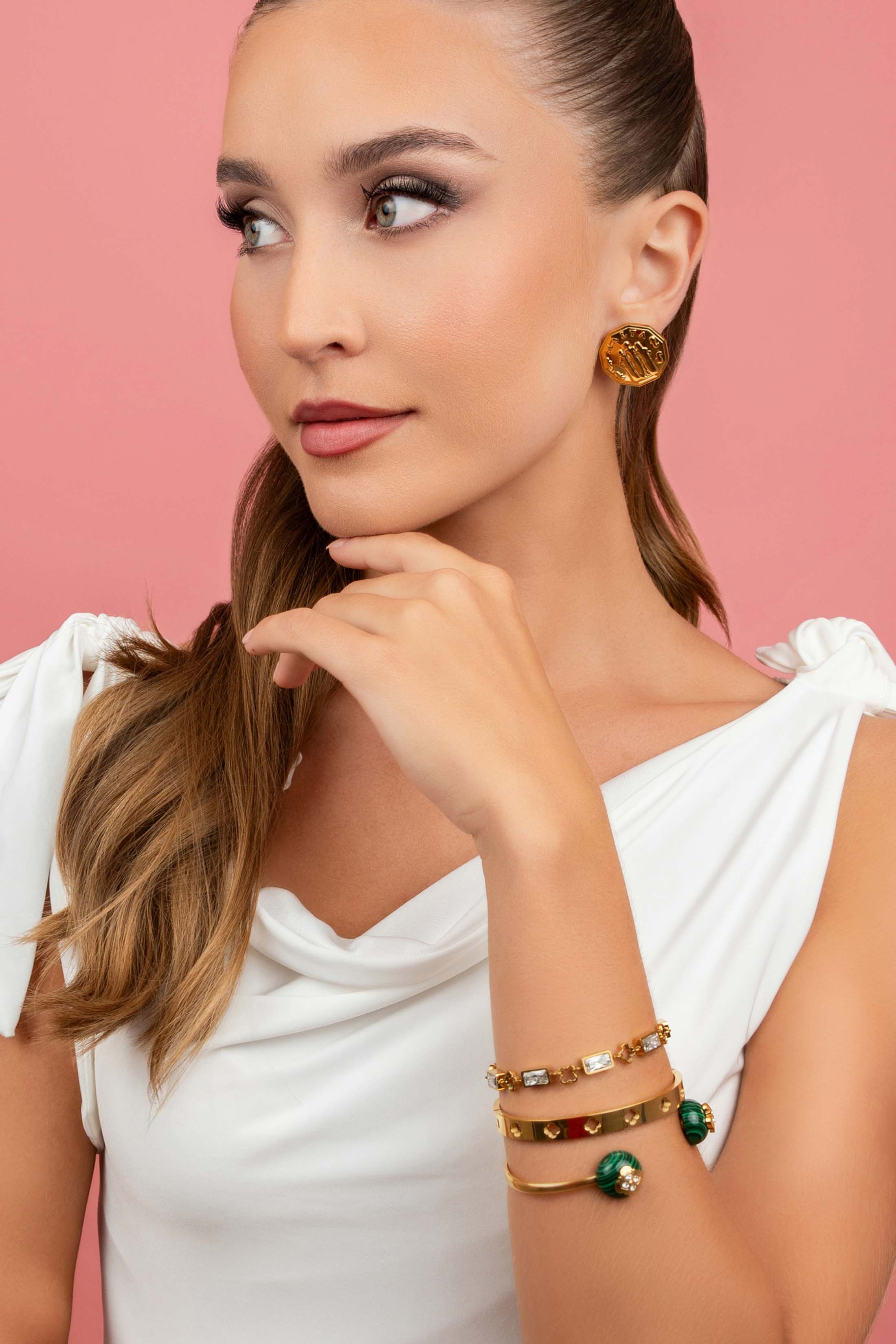 Dazzling Icon Bracelet