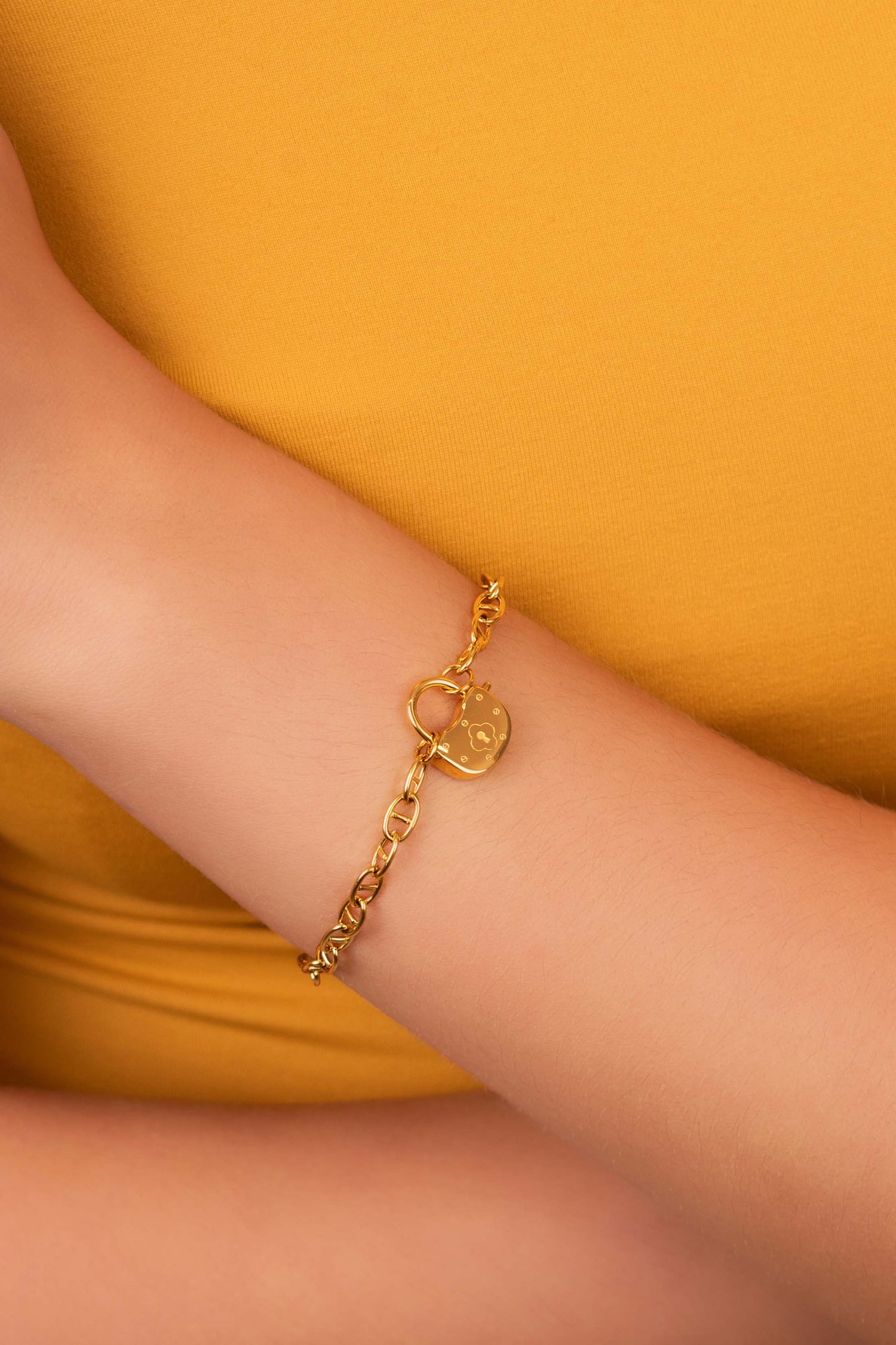 Link Up Chain Bracelet