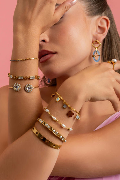 Dazzling Icon Bracelet