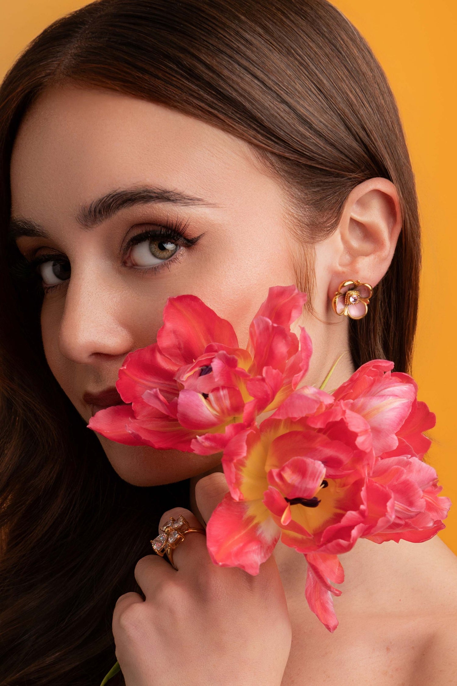 Qronfla Stud Earring Set