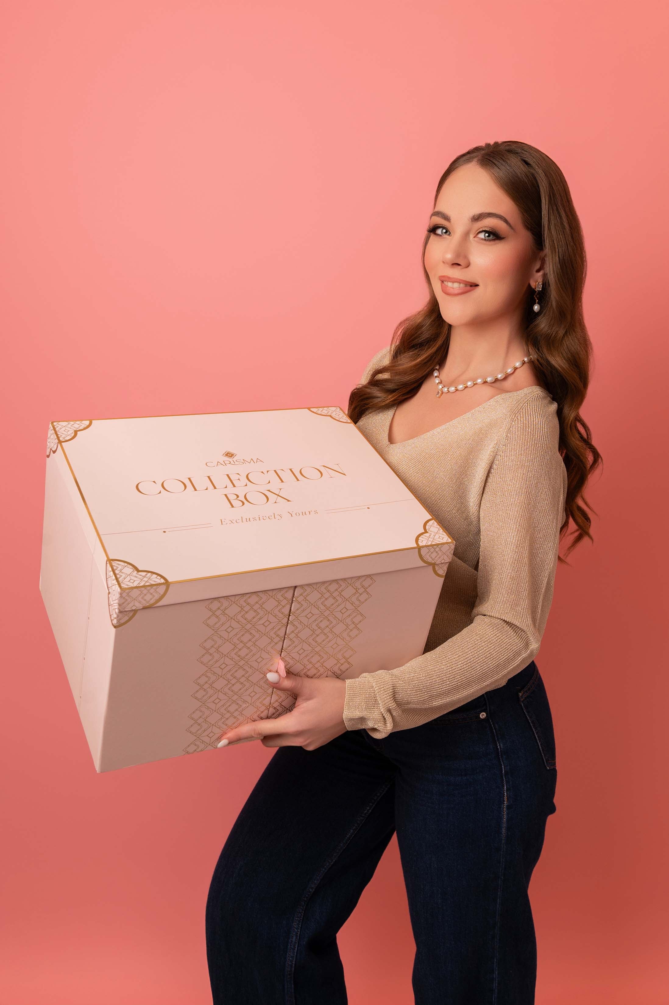 The Carisma Collection Box