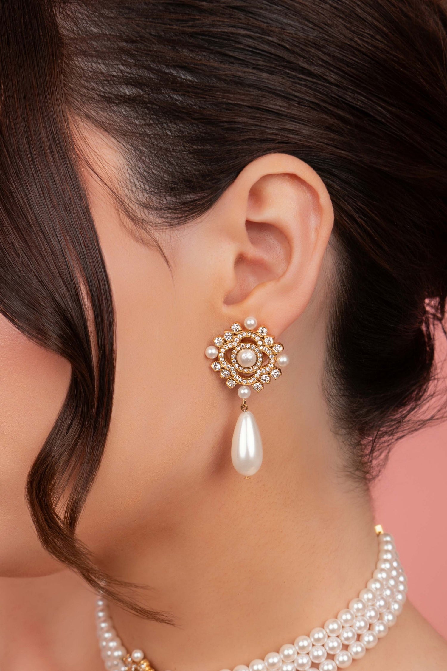 Perla Melodija Drop Stud Earrings &amp; Necklace Gift Set