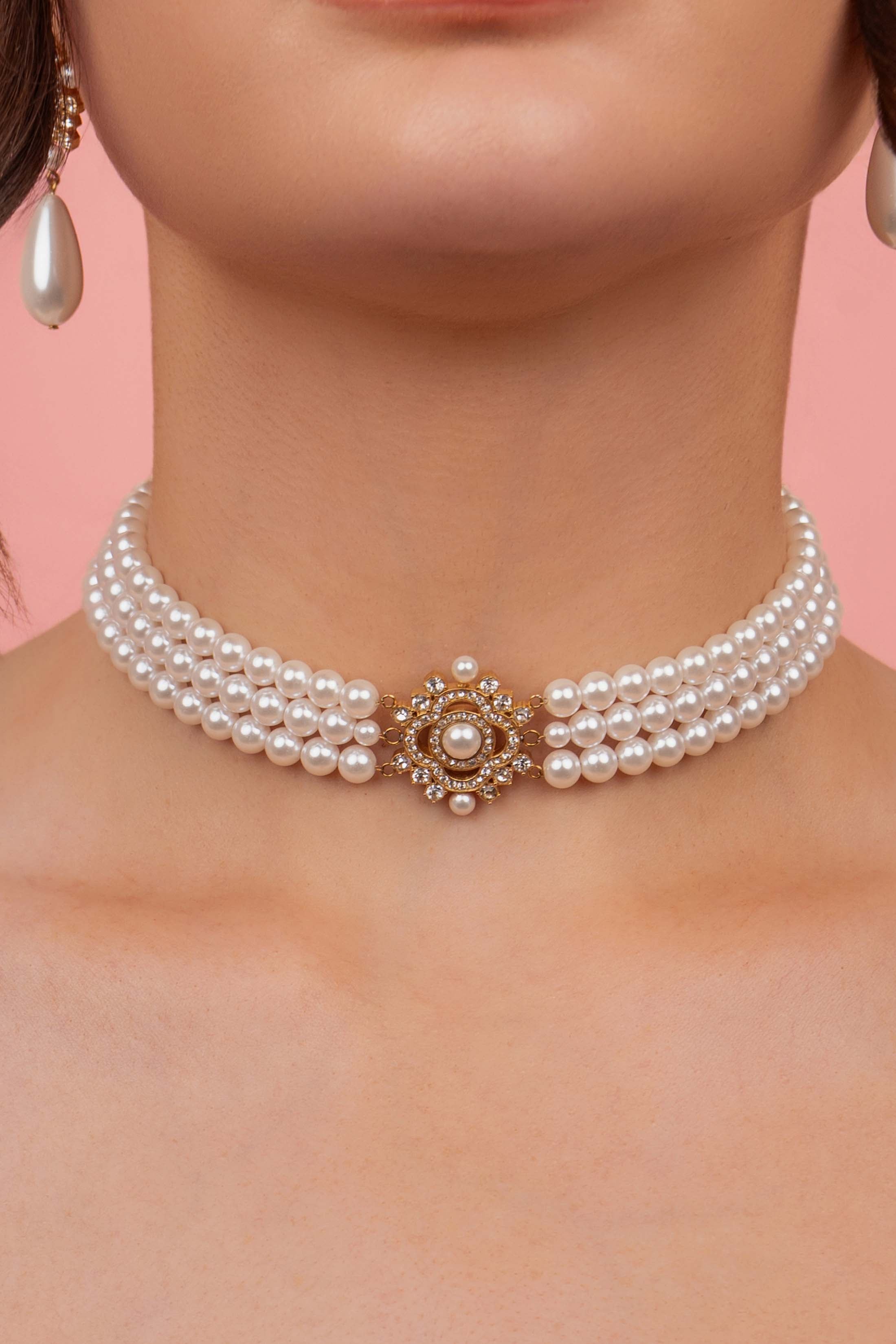 Perla Melodija Drop Stud Earrings &amp; Necklace Gift Set