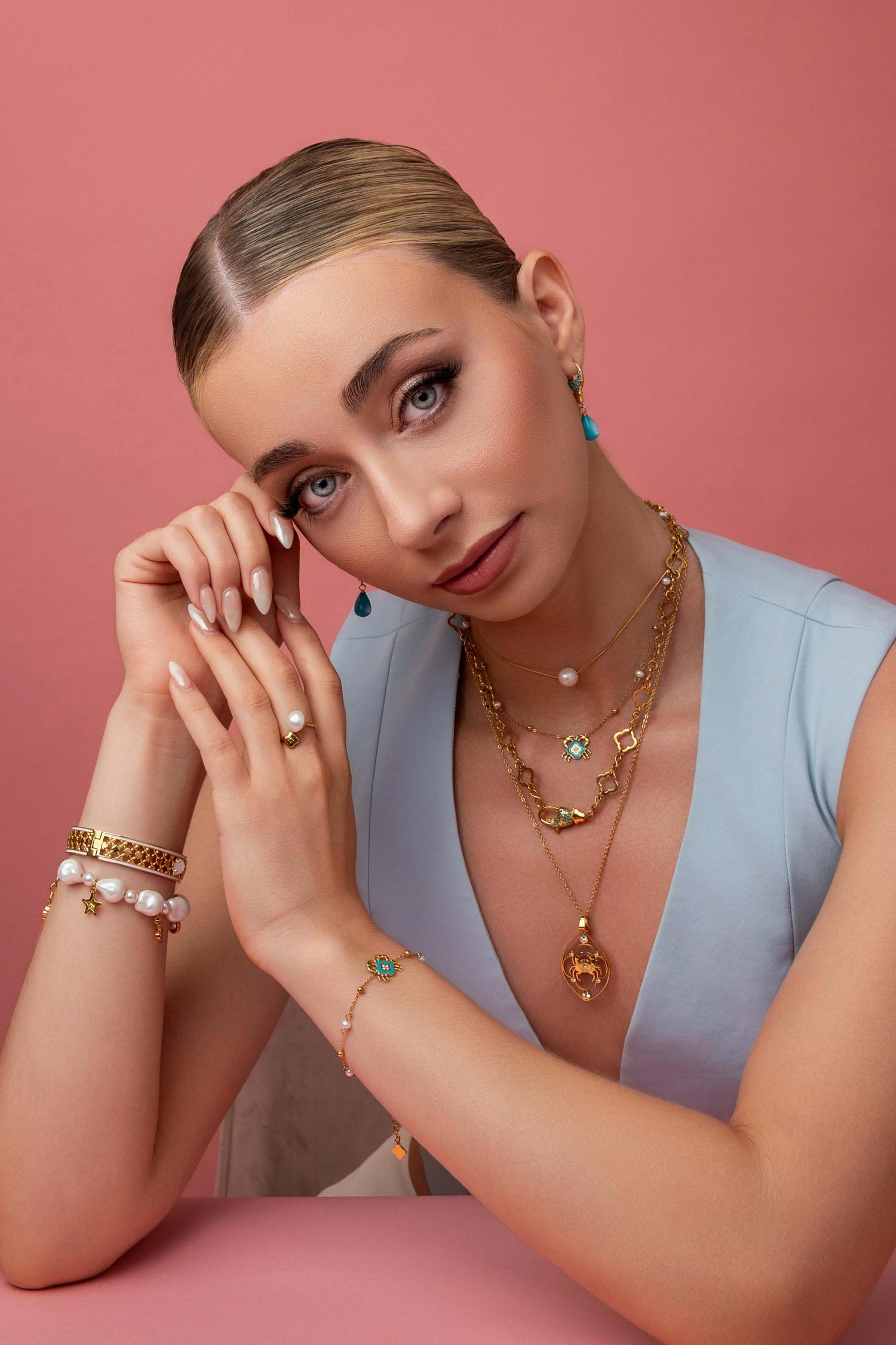 Qabru Turquoise Claw Drop Stud Earring Set