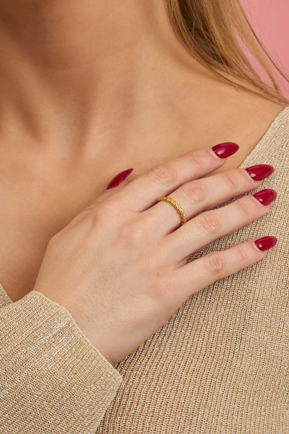 Entwine Ring