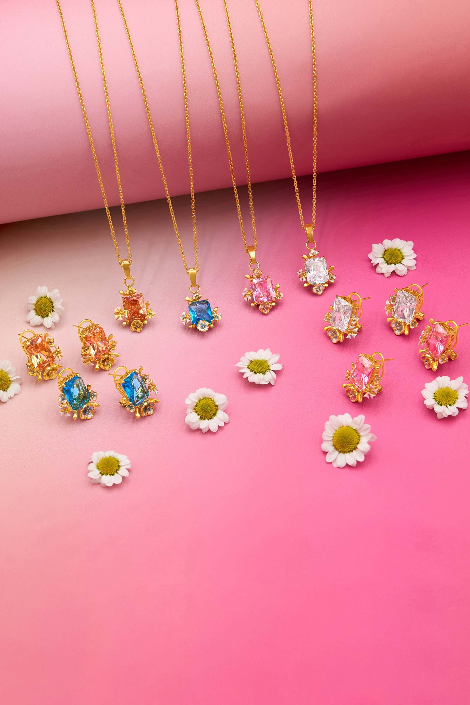 Narċis Reġina Stud Earring Set