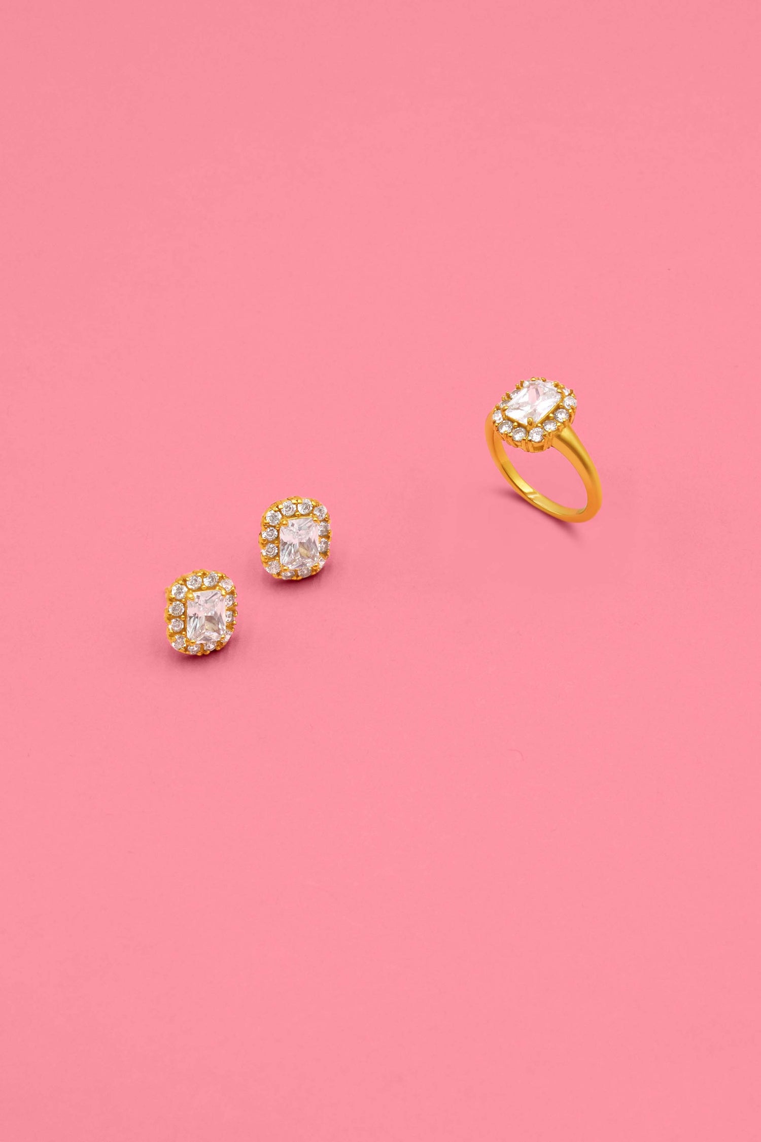 Ġiżimin Alba Stud Earrings &amp; Ring Gift Set