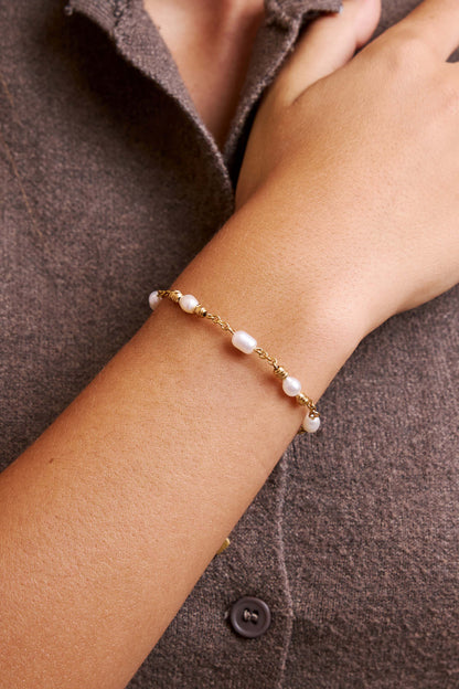 Pearl Tide Bracelet
