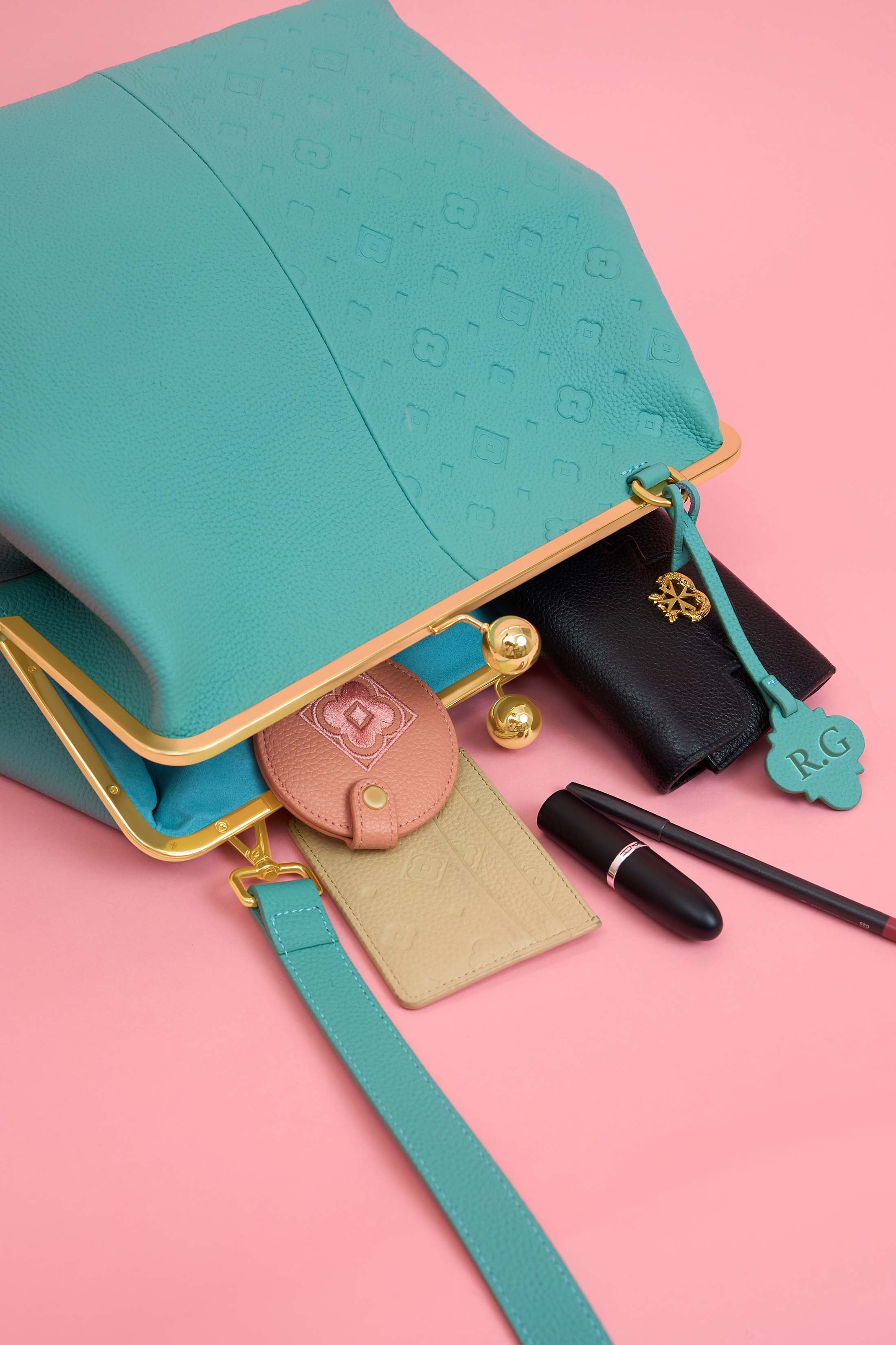 The Helena Maxi Kiss Lock Bag