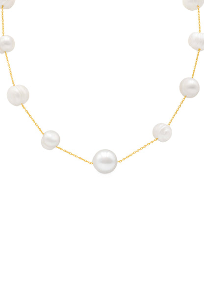 Vivienne Perla Necklace &amp; Studs Gift Set