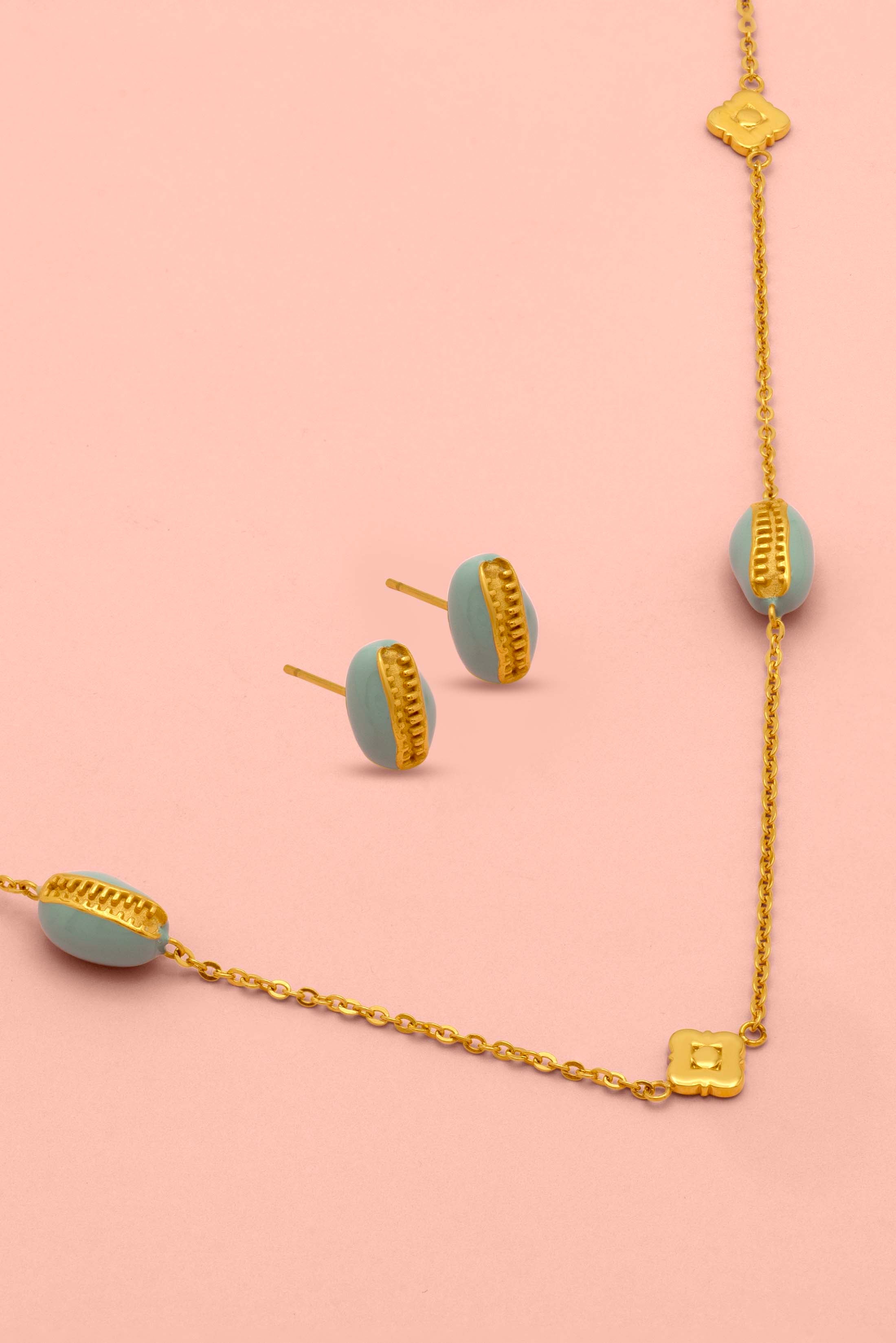 Capri Blu Shell Necklace &amp; Stud Earrings Gift Set