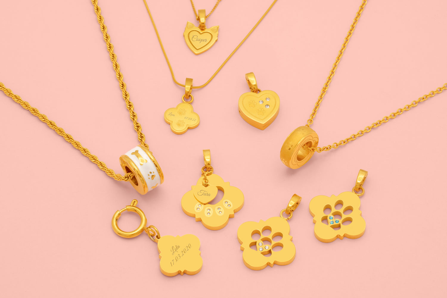 Carisma Paw Prints Engravable Pendant