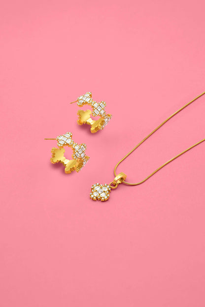Signature Spark Hoop Earrings &amp; Necklace Gift Set
