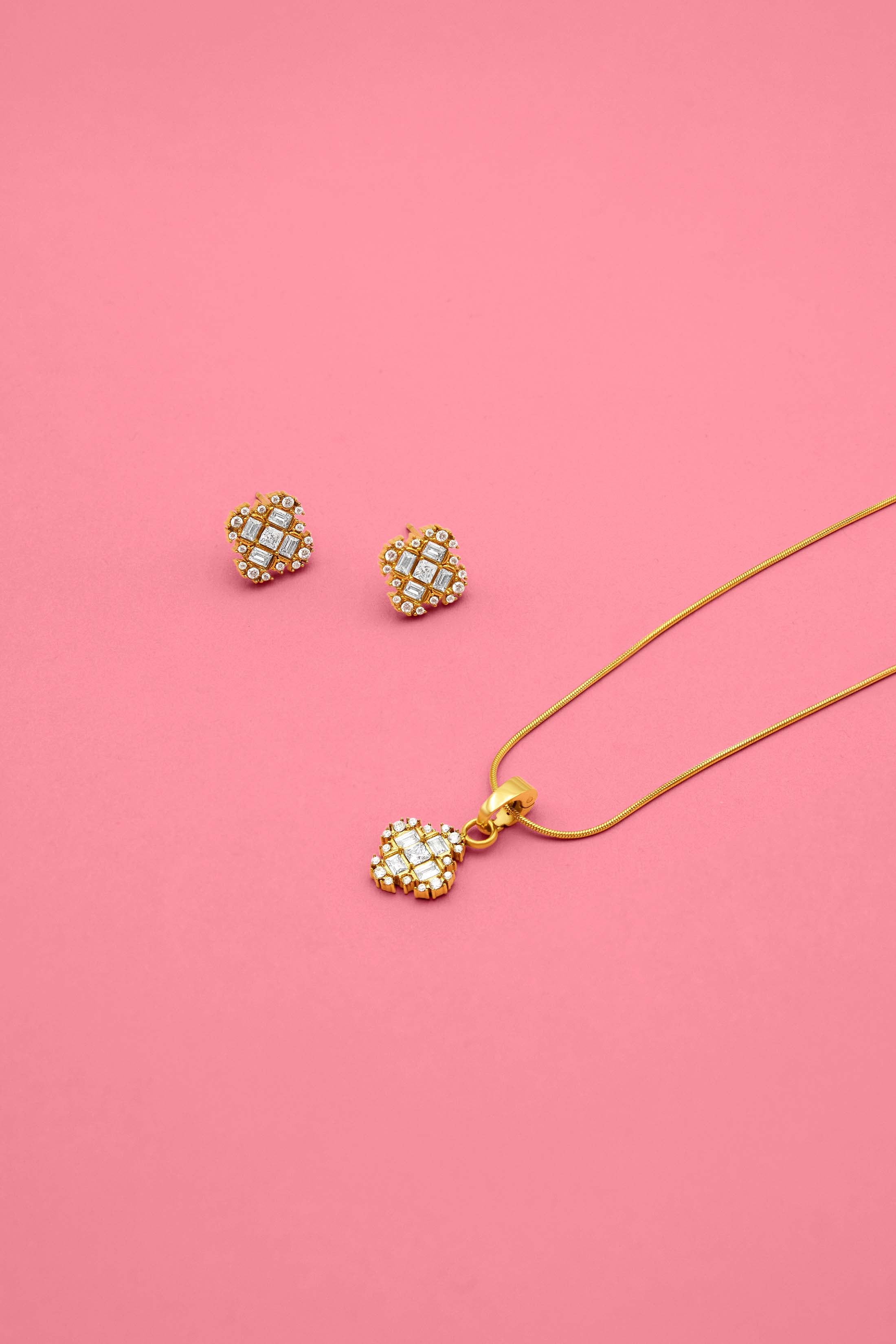 Signature Spark Stud Earrings &amp; Necklace Gift Set