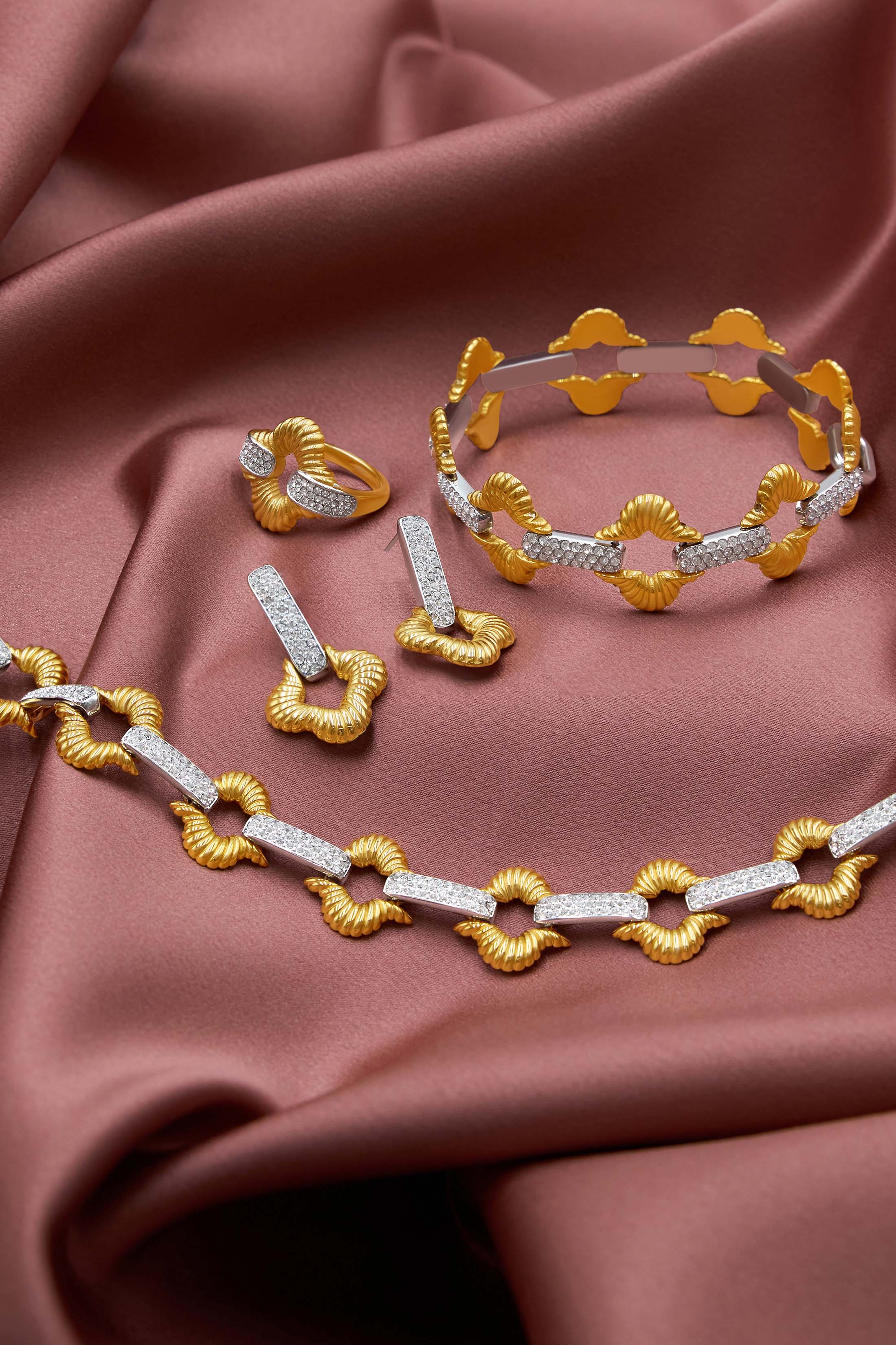 Nota Finali Necklace