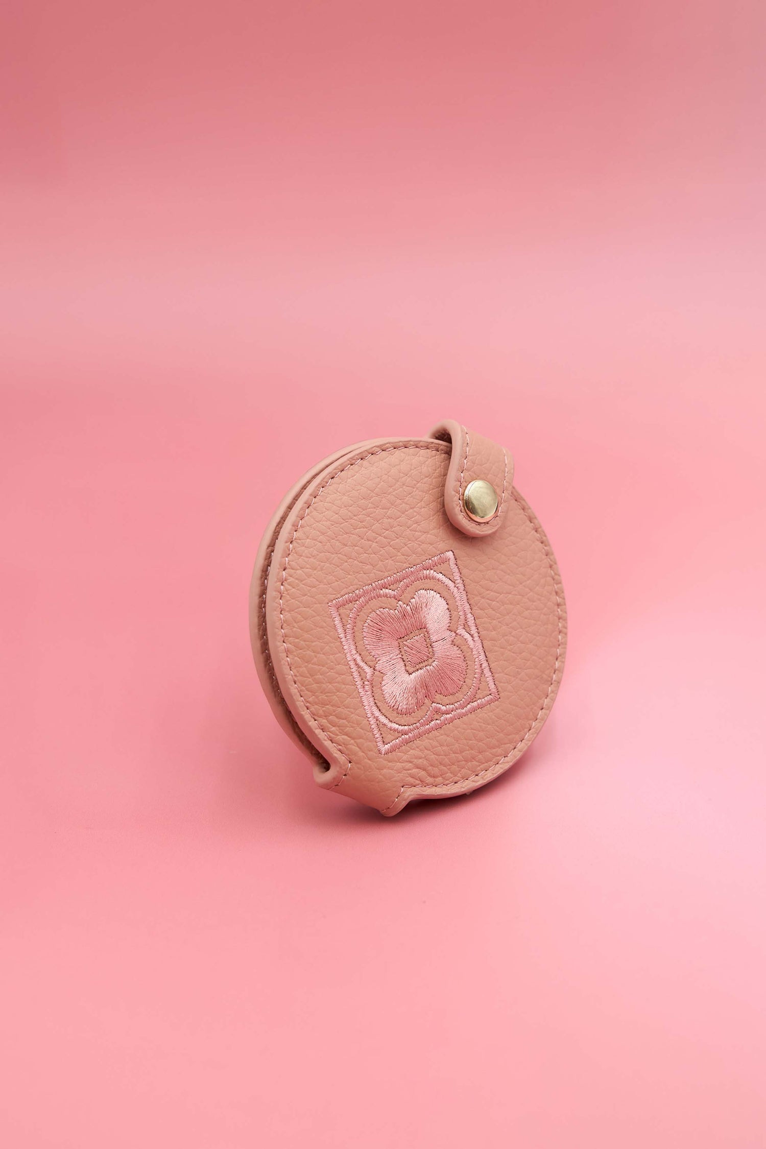 The Carisma Collection Box