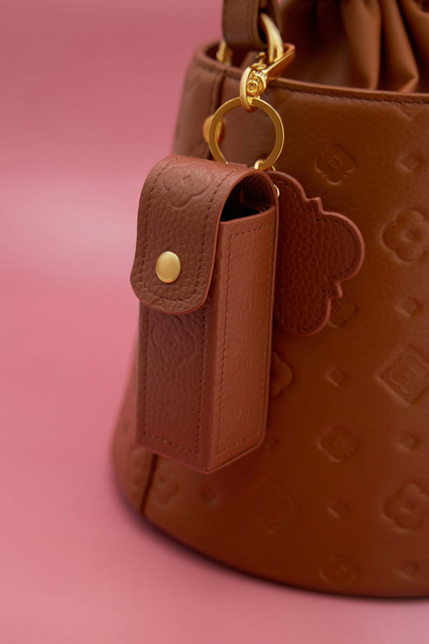 The Carisma Collection Box