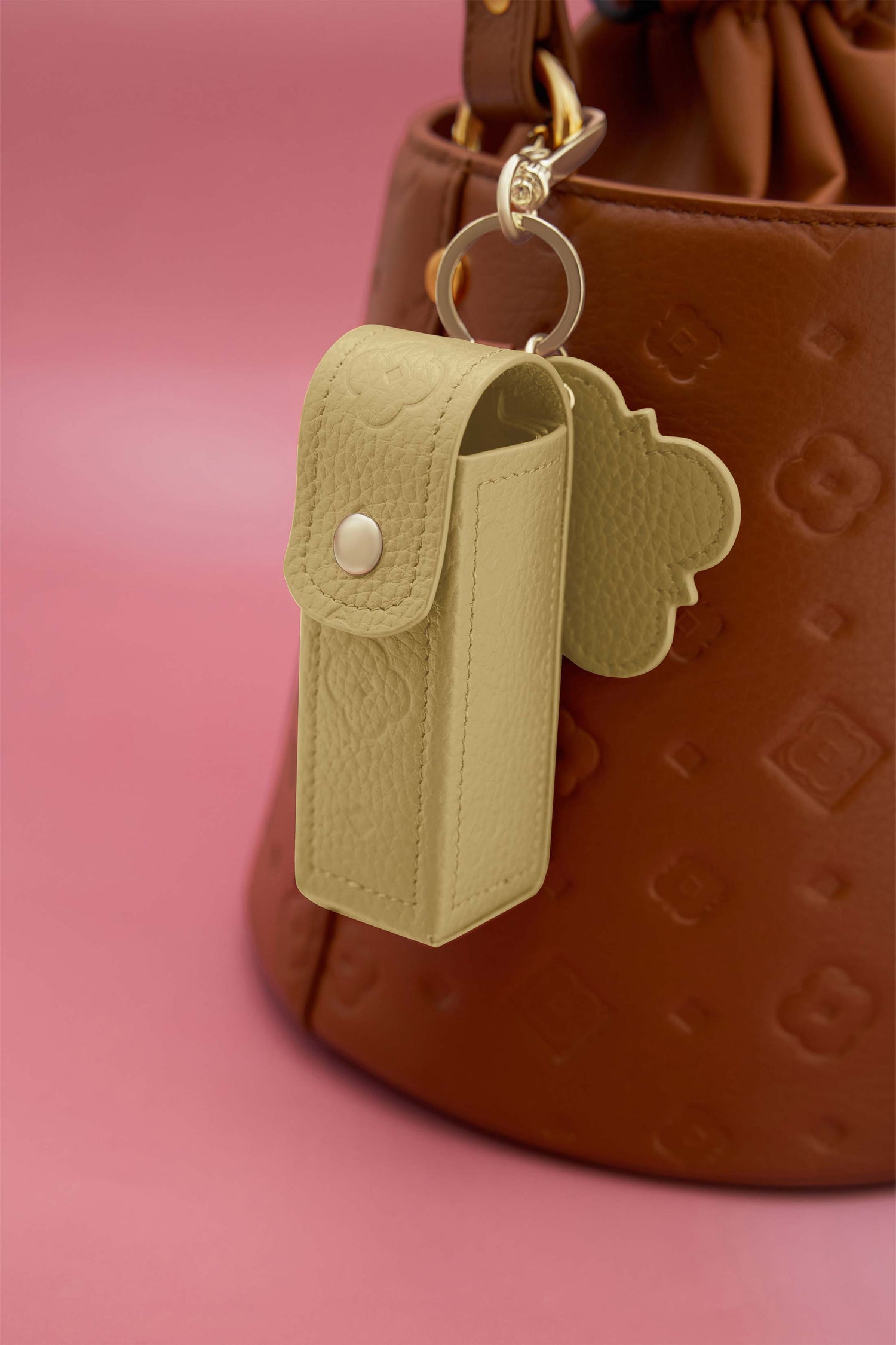 The Carisma Collection Box