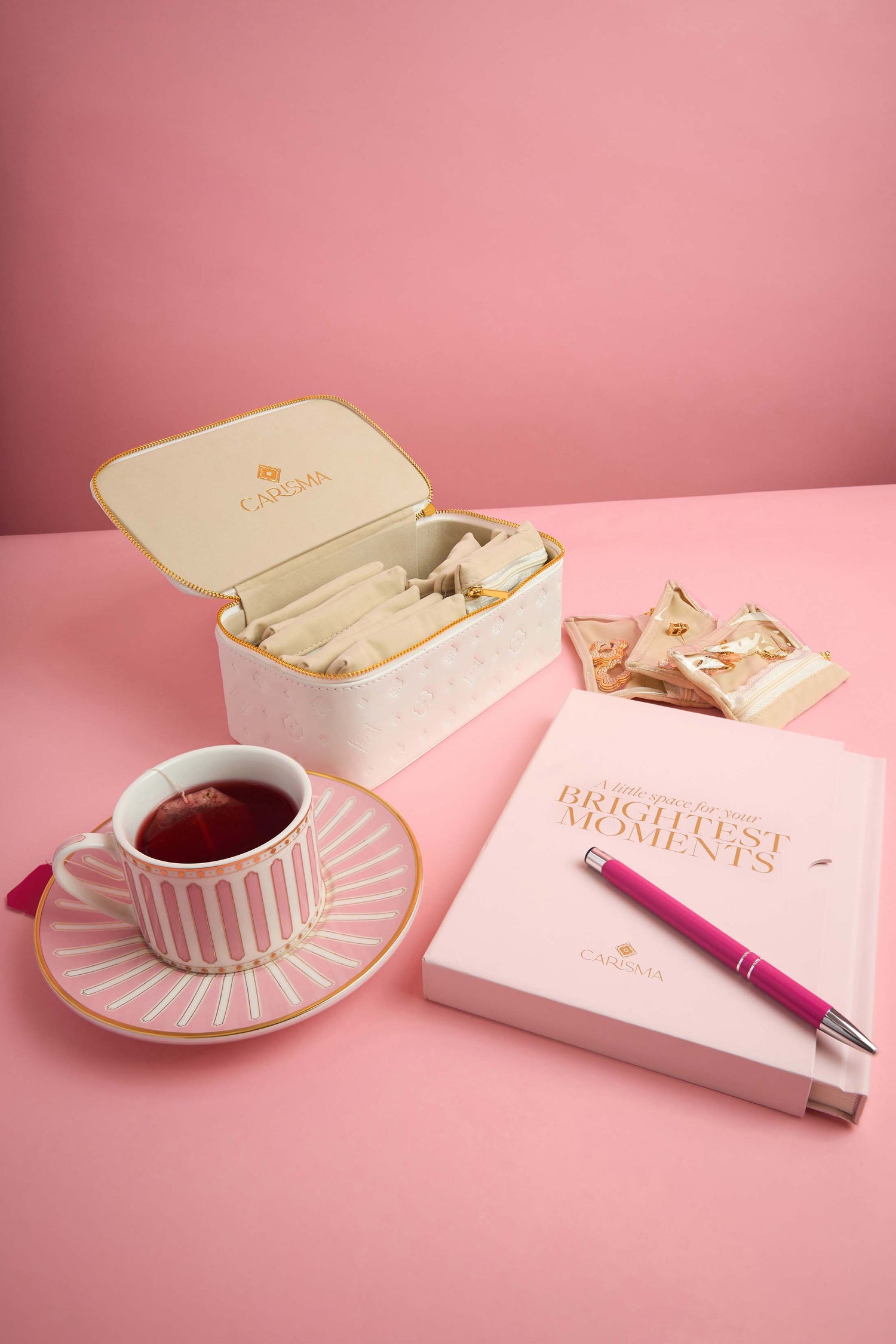 The Carisma Collection Box