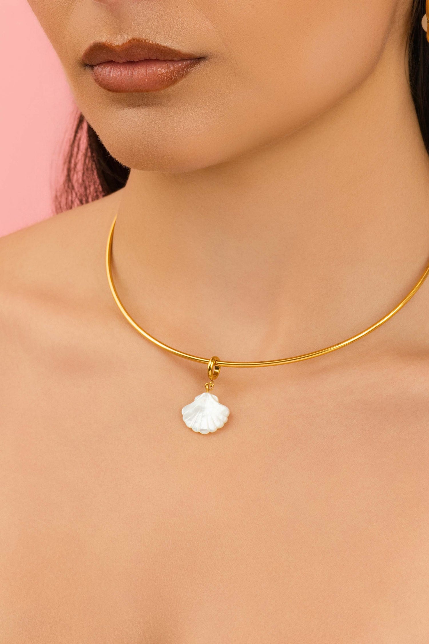 Madreperla Arżella Cuff Charm