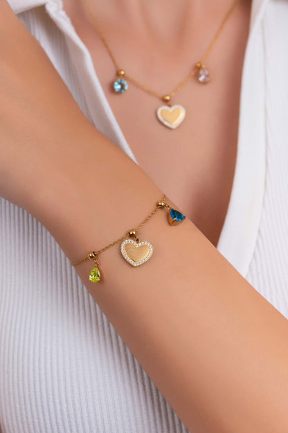 Qalbi Halo Graduation Toggle Charm Pendant