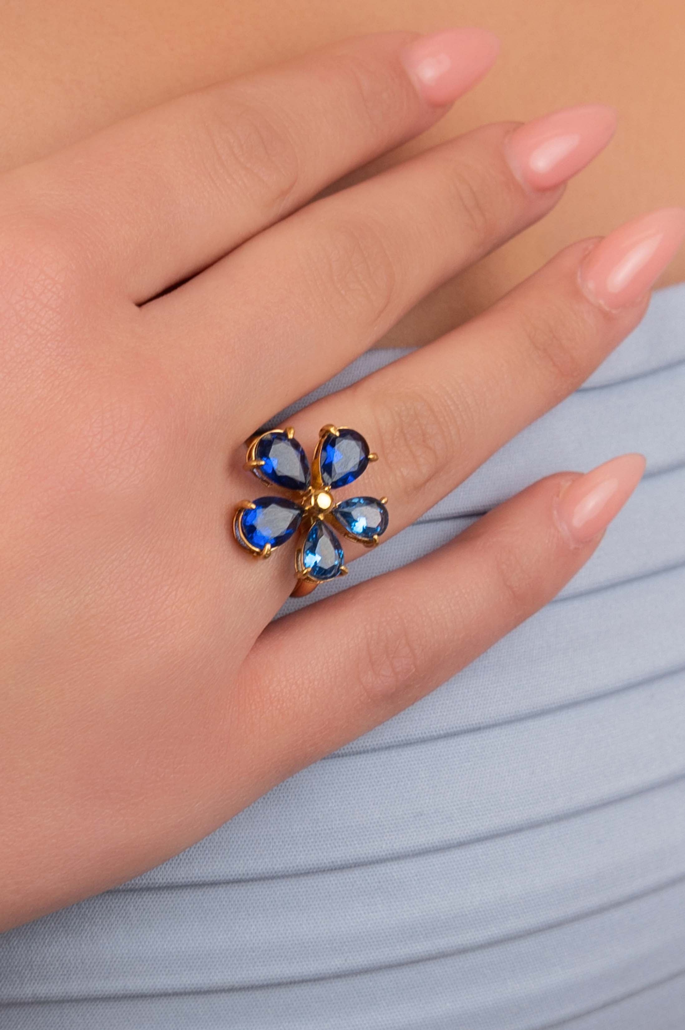 Pjombini Ring
