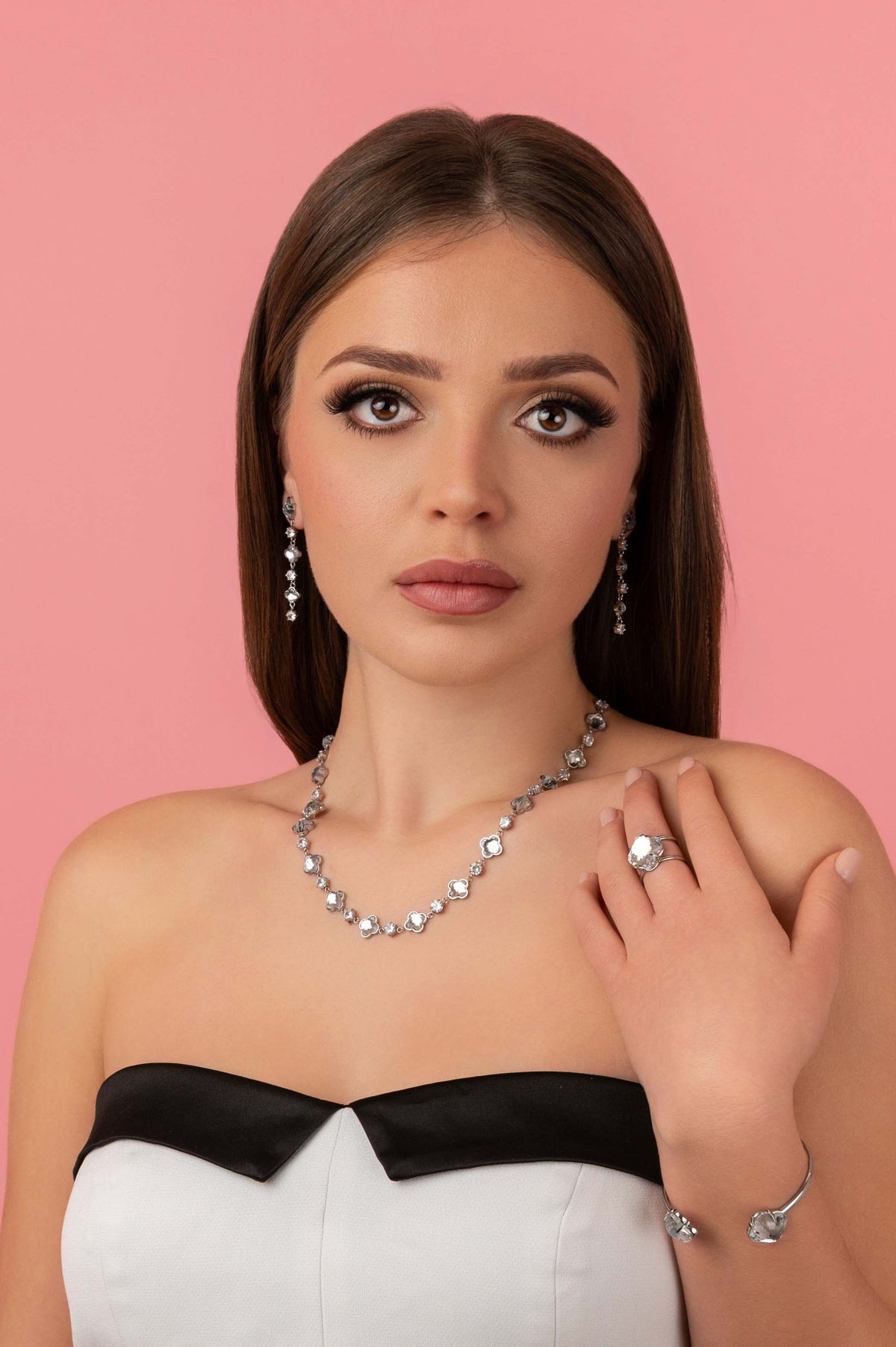 Model wearing Sonata Brillantina Drop Stud Earring Set, Sonata Brillantina Necklace