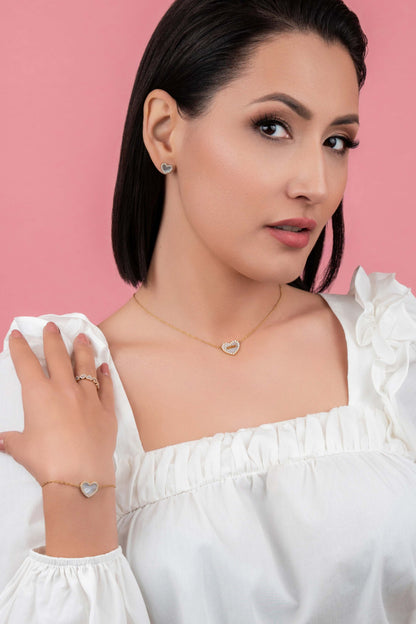 Qalbi Mother of Pearl Stud Earring Set