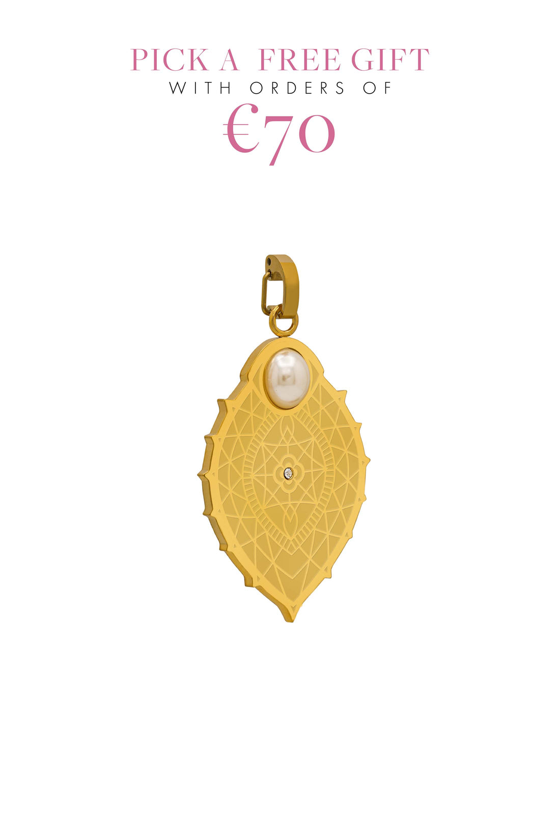 Mandorla Pendant