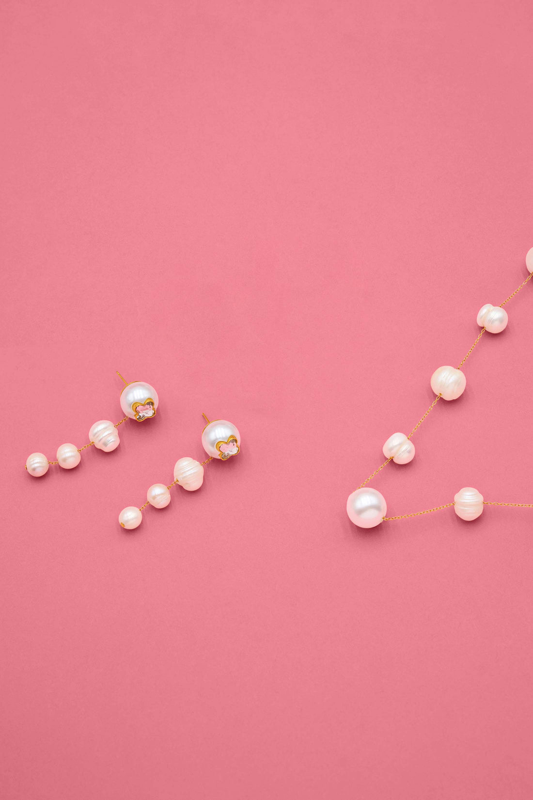 Vivienne Perla Necklace &amp; Drop Studs Gift Set