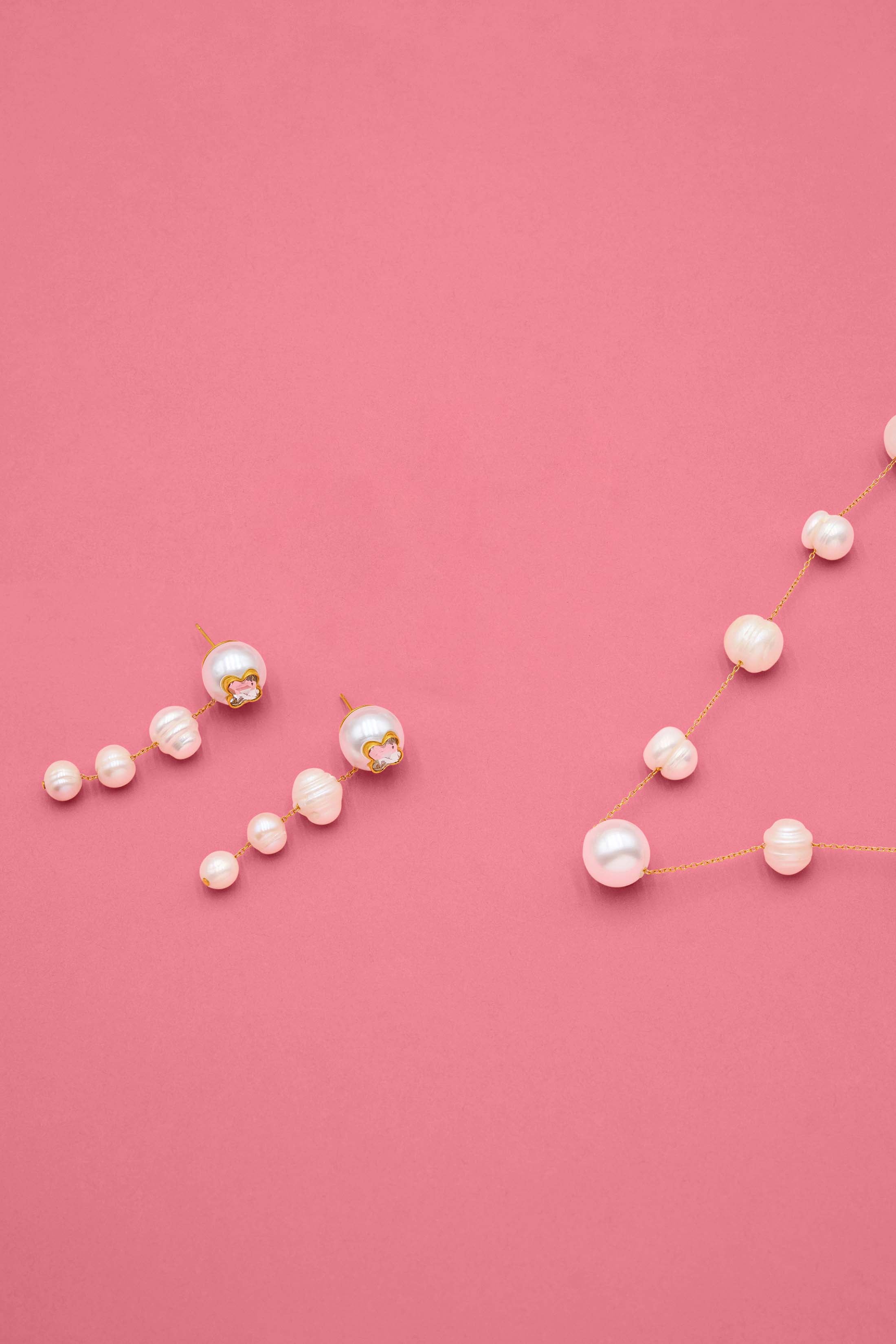 Vivienne Perla Necklace &amp; Drop Studs Gift Set