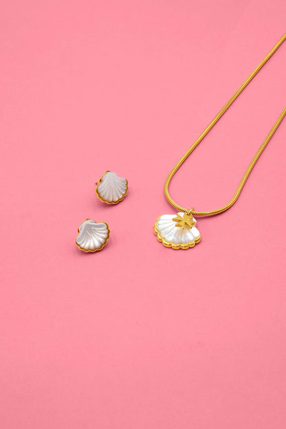 Madreperla Arżella Studs &amp; Necklace Gift Set