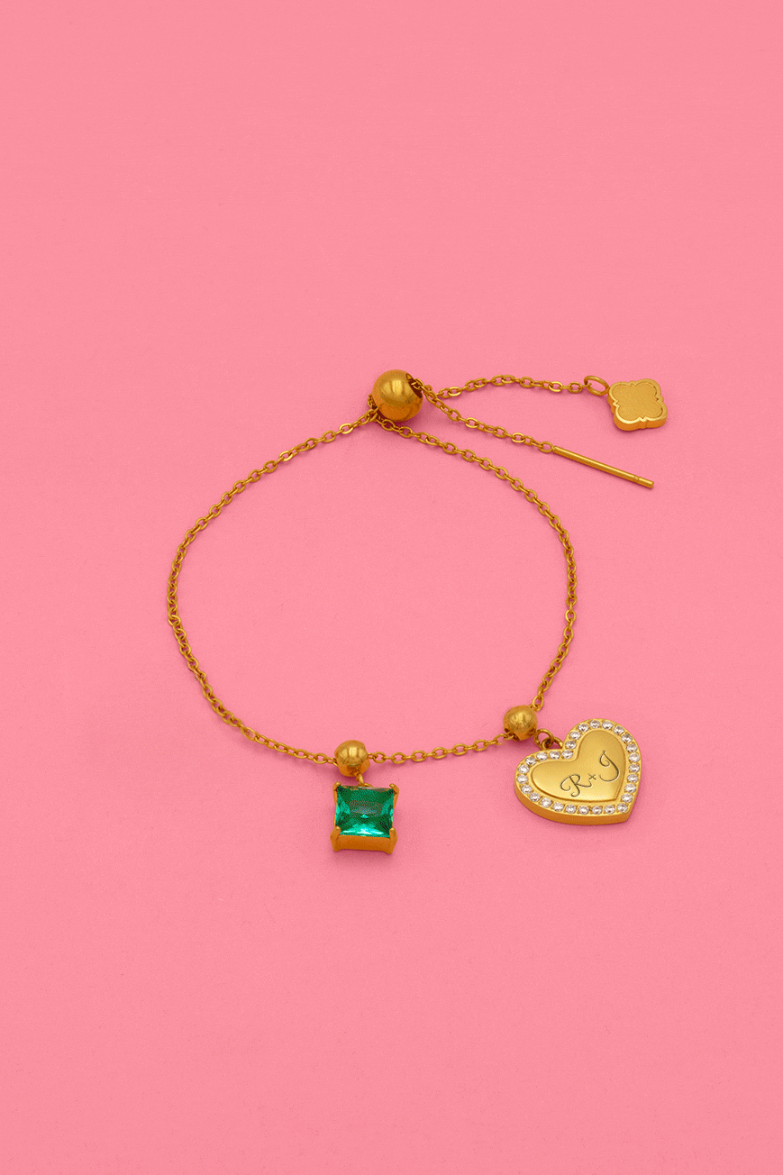 Qalbi Halo Engravable Toggle Charm &amp; Birthstone Bracelet Gift Set