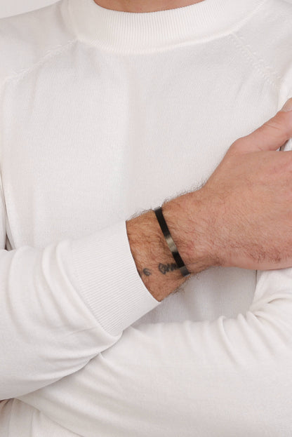 Black Bangle