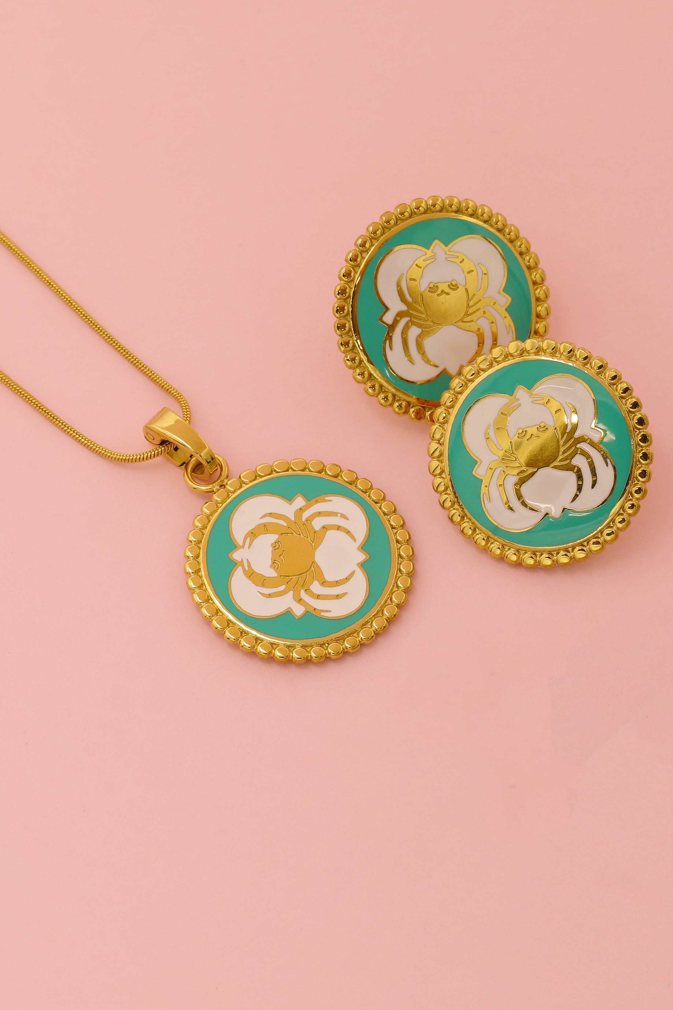 Qabru Enamel Stud Earrings &amp; Pendant Gift Set