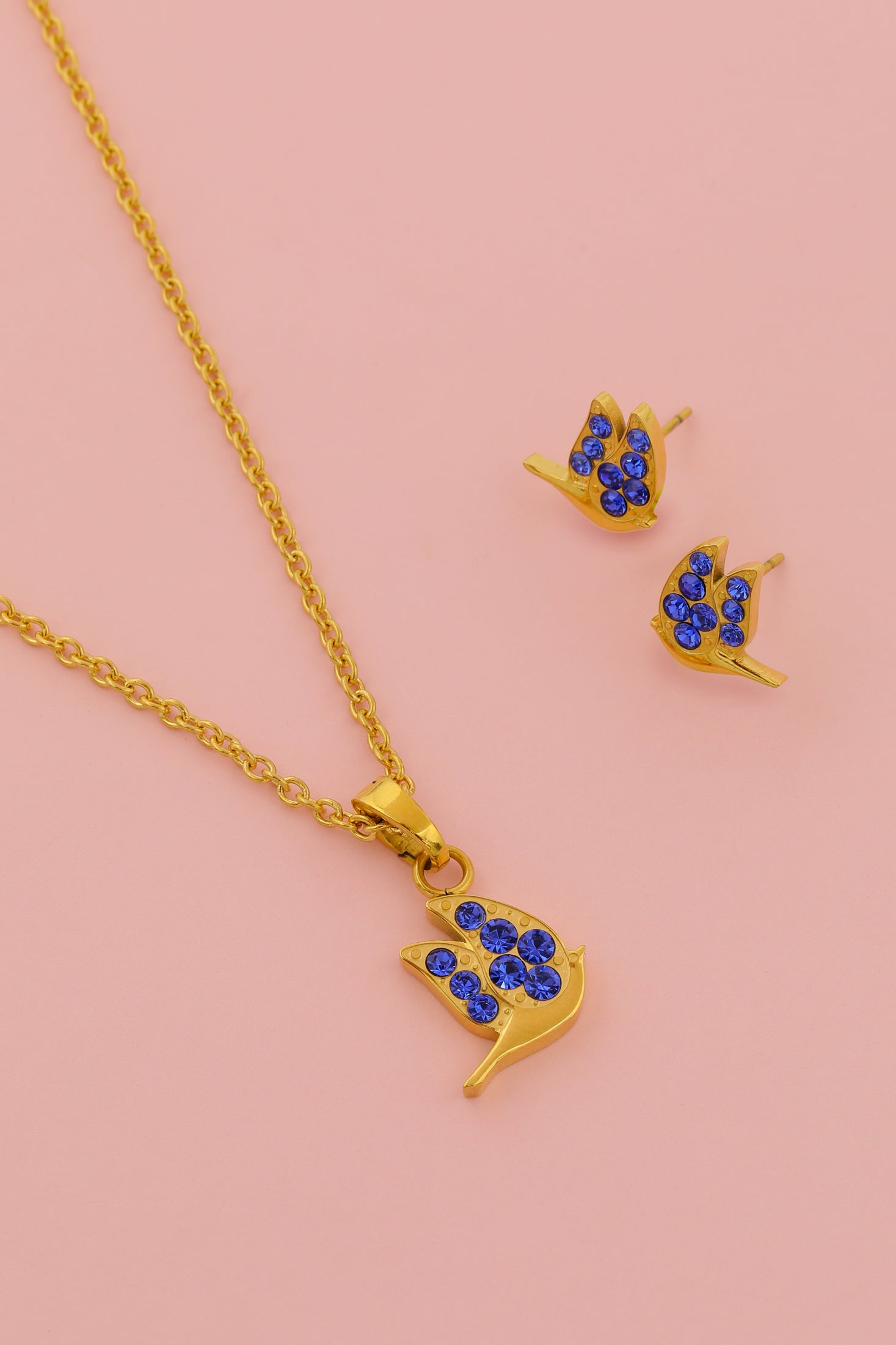 Merill Pendant &amp; Stud Earring Gift Set