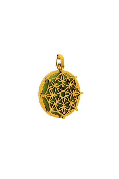 Sannat Lace Hollow Pendant &amp; Peridot Stone Pendant Set