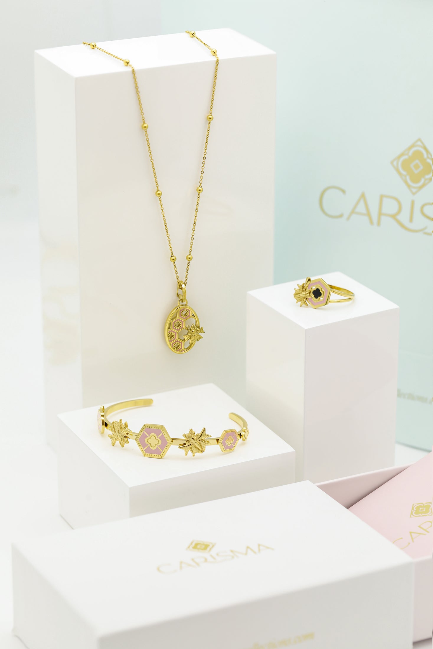 Reġina Pink Enamel Ring, Bangle &amp; Pendant Gift Set