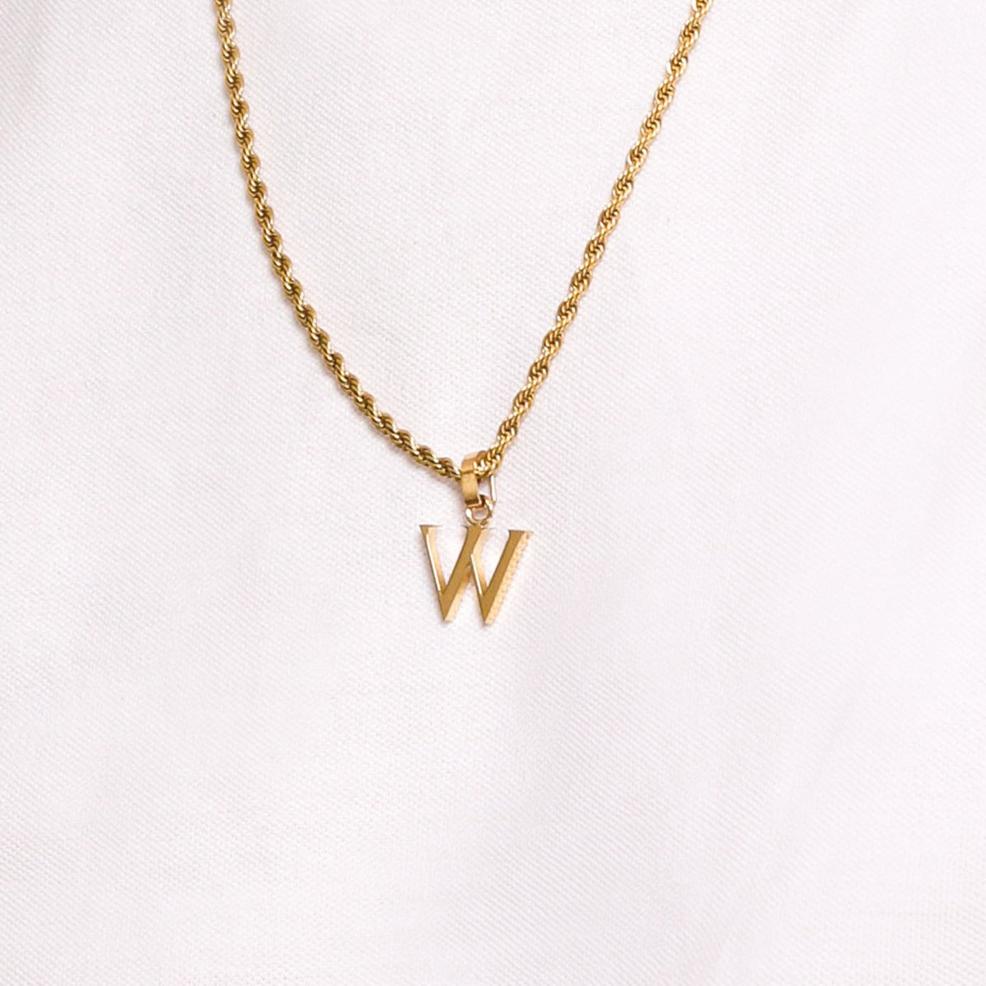 &quot;W&quot; Carisma Letter Pendant