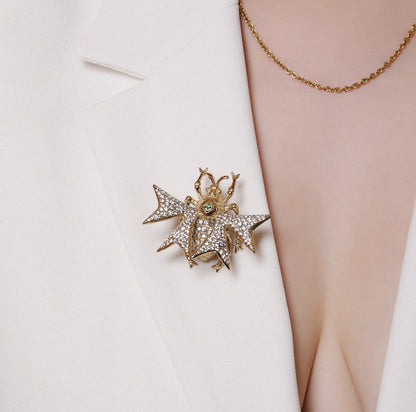 Reġina Brooch