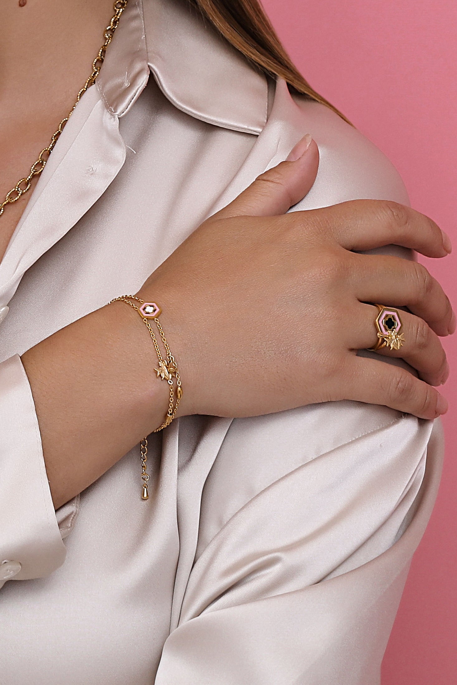 Reġina Pink &amp; Black Enamel Ring
